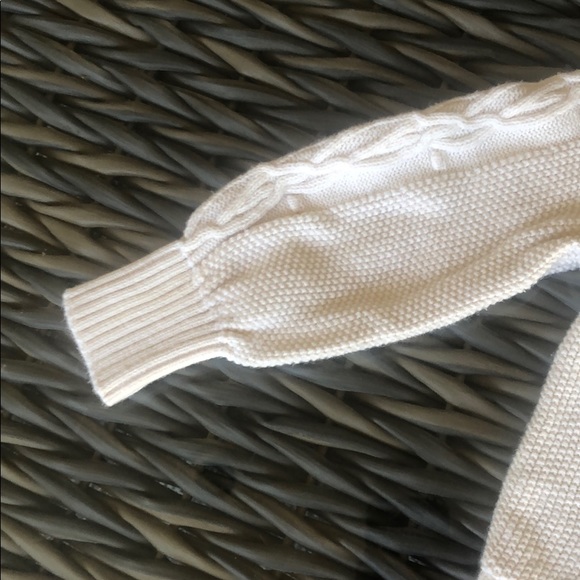 GAP Cable Knit Puffy Cuff Sweater - Picture 2 of 6